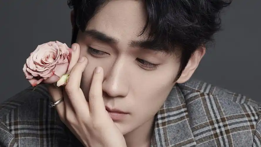 明星风尚 朱一龙壁纸【2】