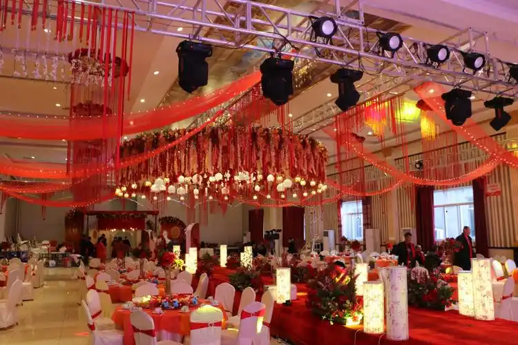 2019年广发建材制品有限公司年会照片留念