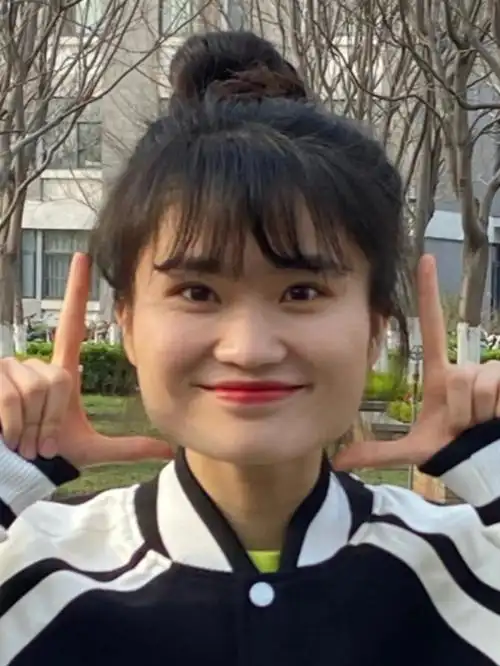 做个可爱的大方脸也还不错75方脸穿搭