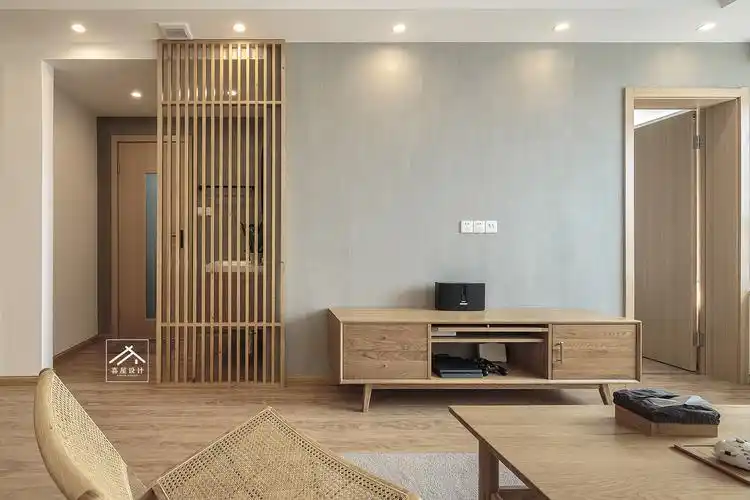 85㎡日式三居电视背景墙装修效果图