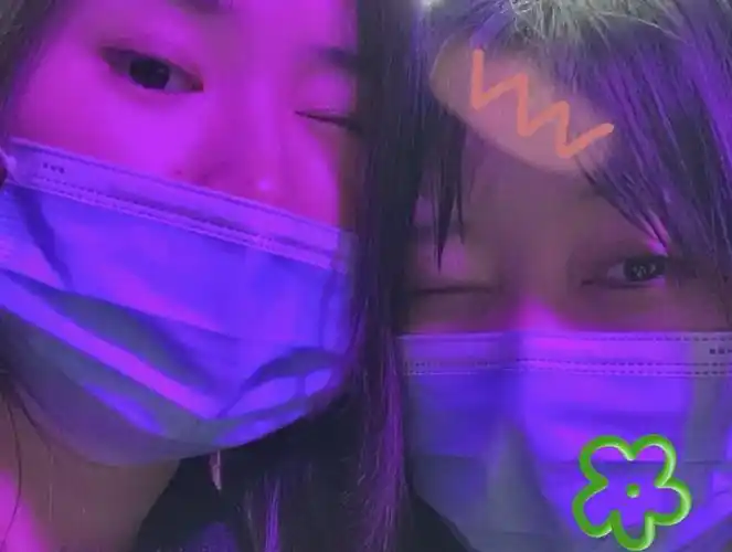 在成都和曾轶可来个偶遇