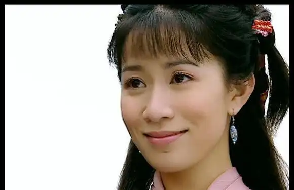 镜中花,水中月:《惊艳一枪》里佘诗曼当年饰演的小镜真是惊艳!