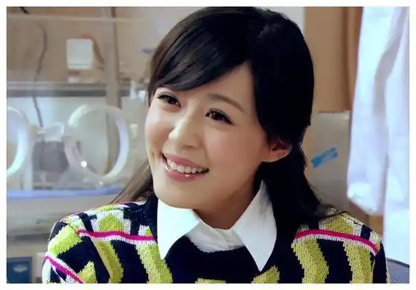 爱情公寓新女主美嘉瓜恋情曝光揭秘锤知三真相