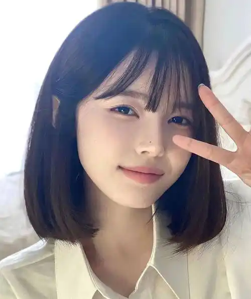 学生头发型,才是女生最美最好看的发型,减龄瘦脸显气质不过时