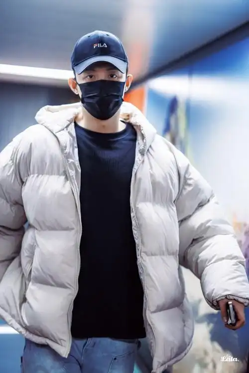 飞行日记@johnny黄景瑜20240118 上海7615北京#黄景瑜