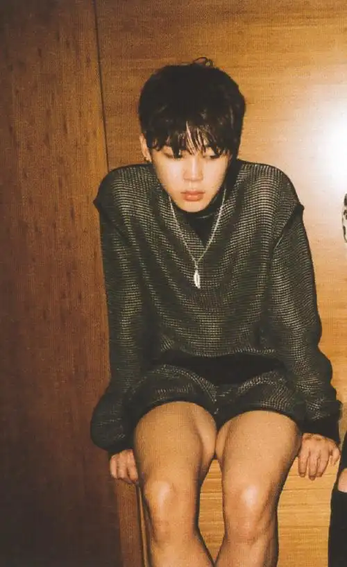 扫图|花样年华|花樣年華#朴智旻#-*scan *壁纸 *短裤 *专辑内页