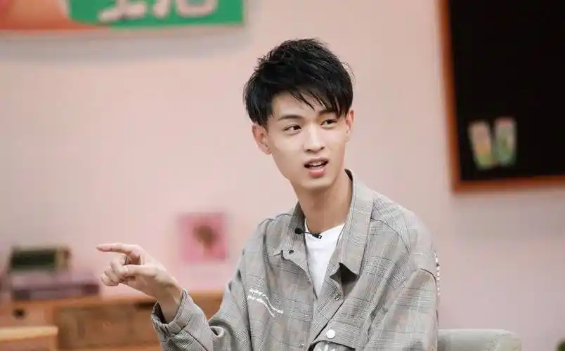 秦霄贤的图片,高清图片,海报,壁纸,photos – imdb爱影库