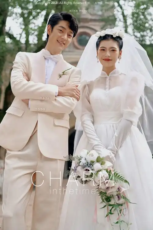 样片摄影师阿河的婚纱摄影作品《外景》