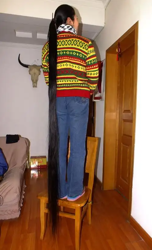 高清:海蓝蓝寻夫人2.13米长发照