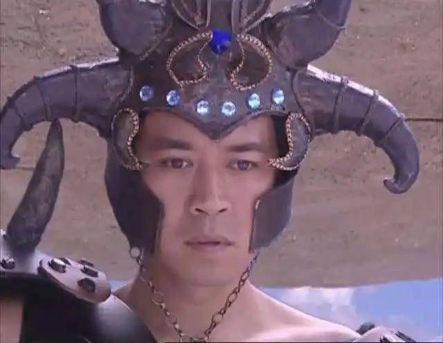 王学兵—牛魔王范冰冰在这部剧里饰演的锦毛鼠造型也实在是惊艳,不得