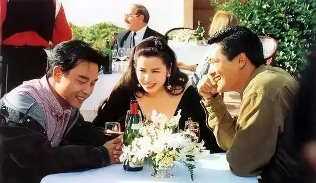 丈夫去世16年,63岁无儿无女,一代女神如今活成了这样|钟楚红|周润发