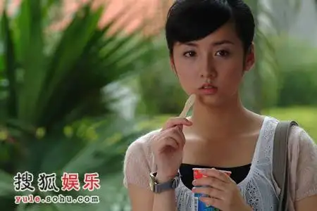 《雪在烧》收视长线飘红 吕一称吃的苦很值得