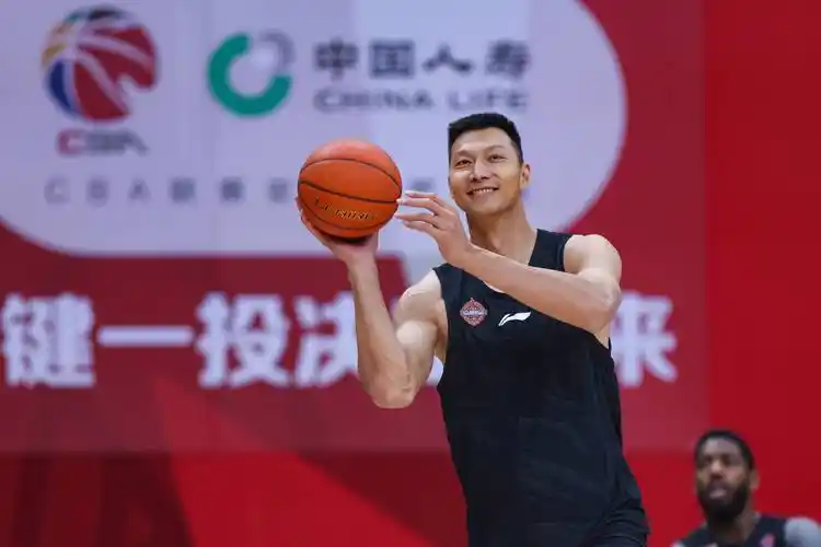 体坛联播|易建联时隔422天重回赛场,德国率先晋级世界杯