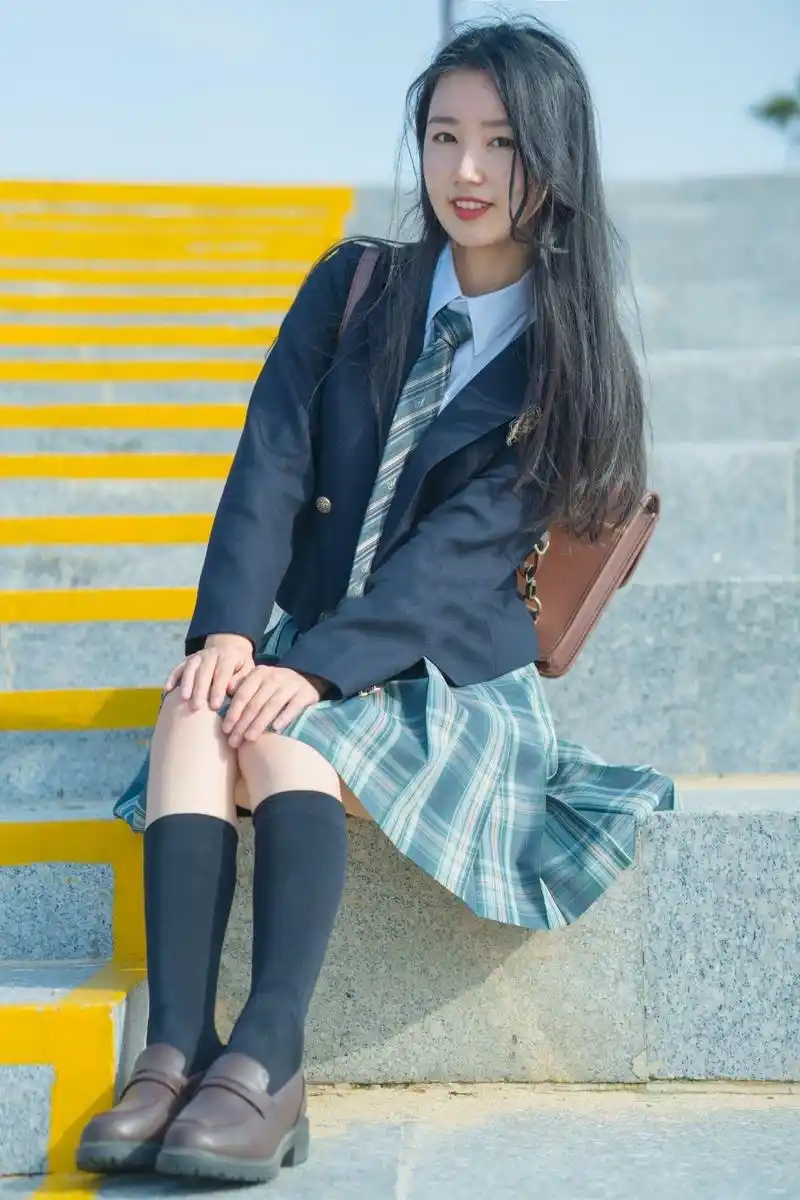 小姐姐|少女|领结_新浪新闻