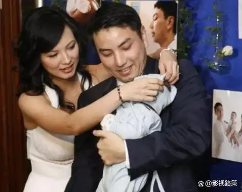 94版《倚天屠龙记》演员境况唏嘘,赵敏垂垂老矣,小无忌成为网红