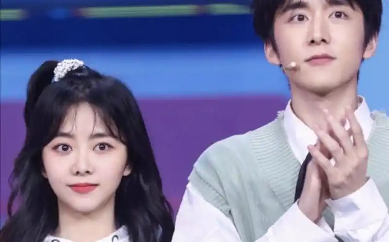 张新成谭松韵如果这都不算爱我还相信什么爱情张新成谭松韵眼神和互动