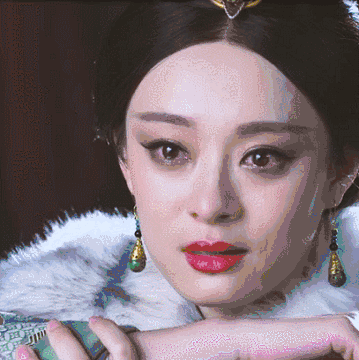 笑着笑着哭了图片_笑着笑着哭了动态图_笑着笑着哭了表情包gif动图