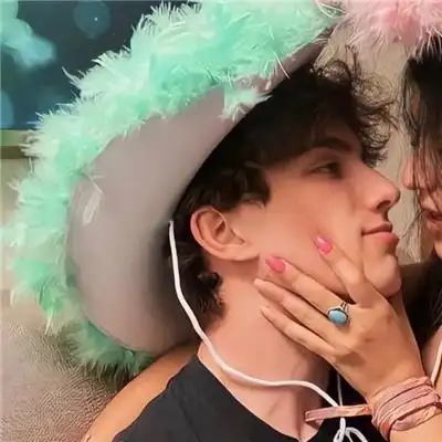 欧美情图头像56组 高清超级好看的欧美真人情头图片_情侣头像_头像屋