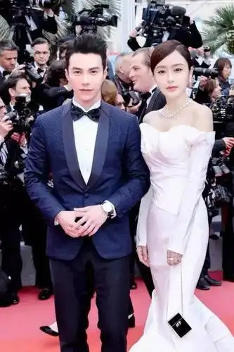 脱下清宫装的海兰察你们还认识吗?_王冠逸