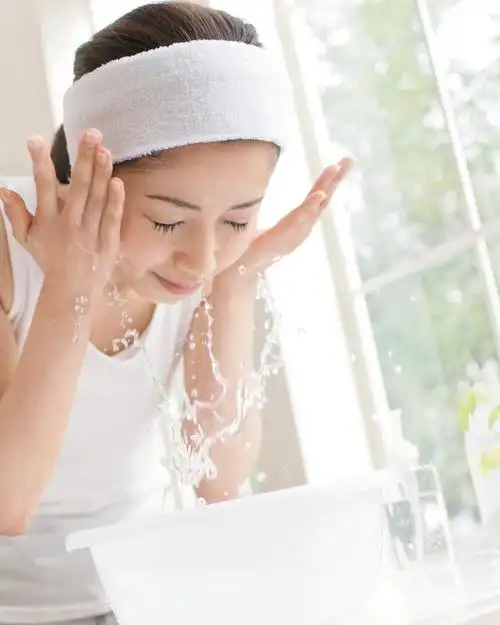 肌肤护理小白书:正确护肤方法一网打尽