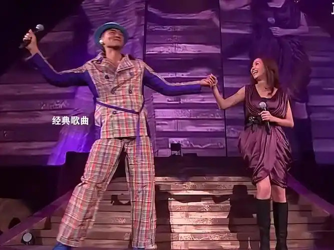 经典情歌对唱现代爱情故事张智霖许秋怡粤语经典经典老歌