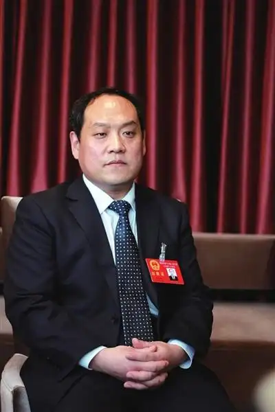 肥城市市长张成伟 2014年基本实现高中教育城区化,城乡教育一体化