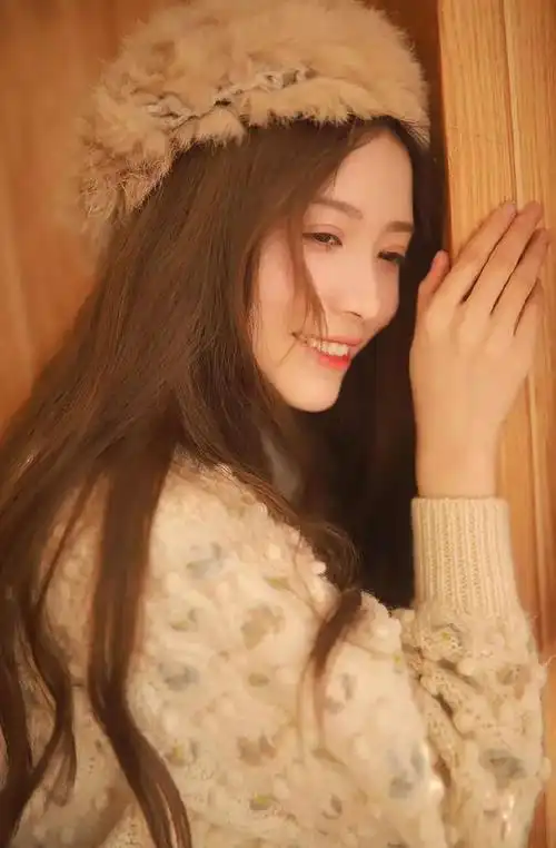 长发美女温婉写真,让人心动!