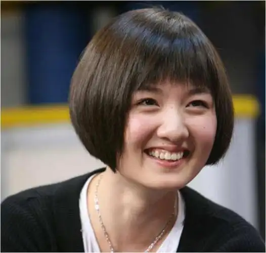 童星蒋小涵:7岁起步,央视力捧,误传蒋大为爱女引热议!