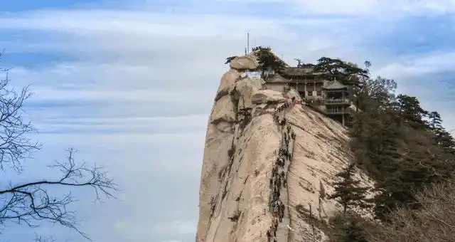 中国最危险的华山栈道你敢去挑战一下吗