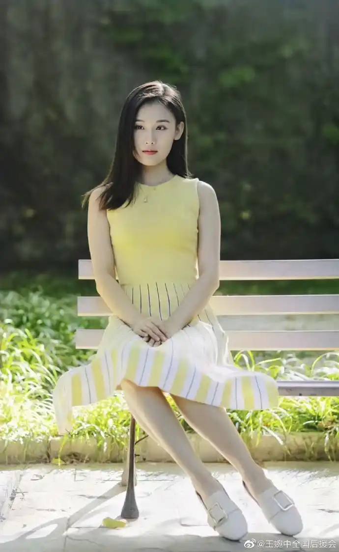 妈妈都健康平安 #母亲节# 快乐 >>关注#王婉中#关注明星#日常穿搭