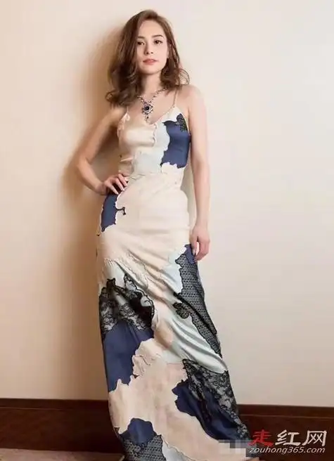 阿娇个人资料简介:1981年出生于中国香港,真名钟欣潼,为中国香港的女