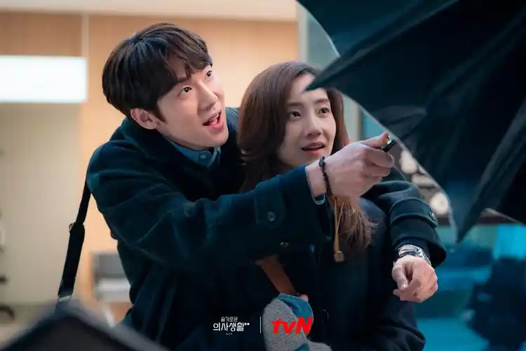 韩剧《机智的医生生活2》剧照,共73张