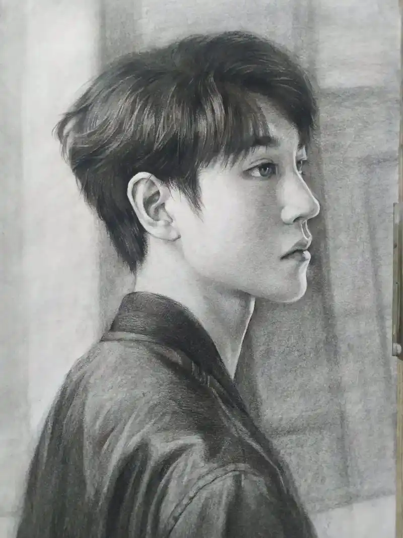 我希望你追随太阳7715 #王俊凯 #绘画 #画画#tfboys - 抖音