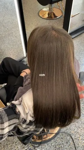 好高级的冷灰棕色~南京染发_接头发_发色_染发_烫发_宜兴_发型_南京