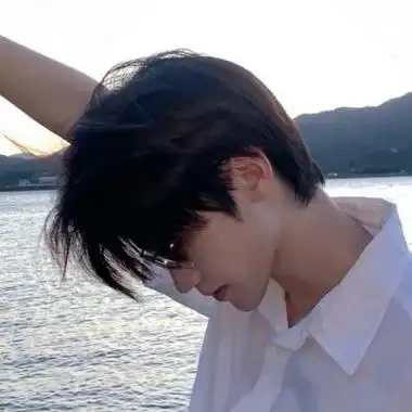 清新文艺魅力真人男头|银河系的孤_男生头像_我要个性网