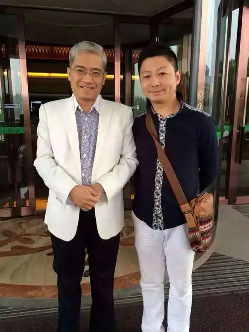 品牌高手刘恺天下泉城论道财经女侠叶檀!