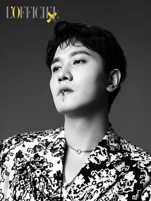 " #彭冠英 #蔡文静 #掌中之物 #阳光之下 #明星美图 #明星壁纸 #杂志