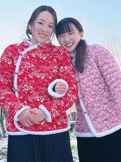 网红小花棉袄冬女东北大花袄时尚唐装加厚风太阳花的小花袄过年粉色