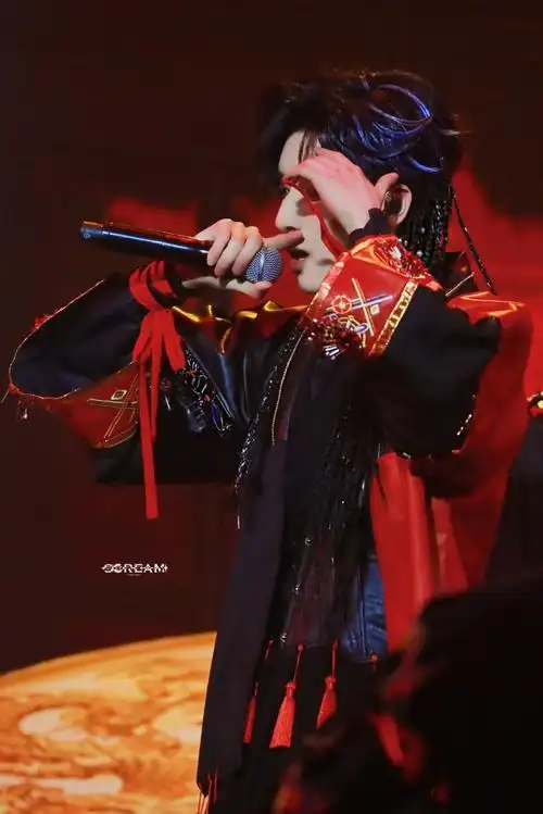 严浩翔刀马旦舞台##严浩翔 少年王者燃炸onfire