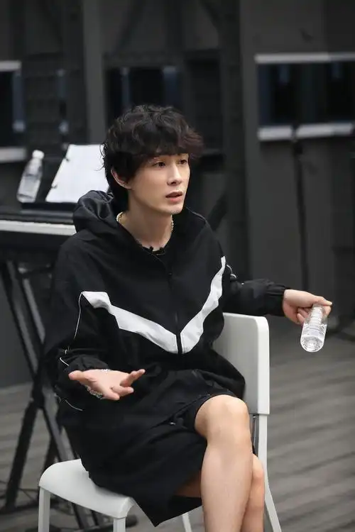 李承铉发型大赏09