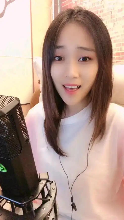 哪里的美女,人美歌甜,传说中的快手一姐梦瑶吧-度小视