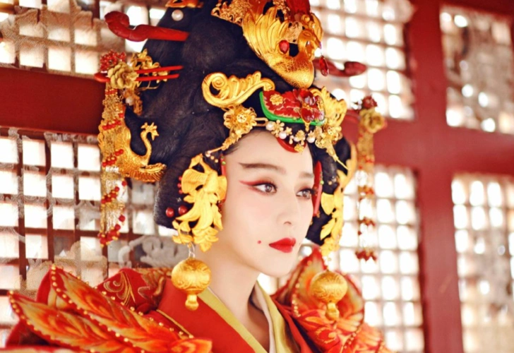 8个版本武则天你最爱谁?范冰冰霸气,施诗温柔,刘嘉玲造型夸张