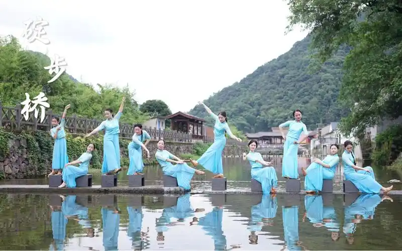 【宁波起舞舞蹈工作室】烟雨古韵灵动水乡~春晚古典舞