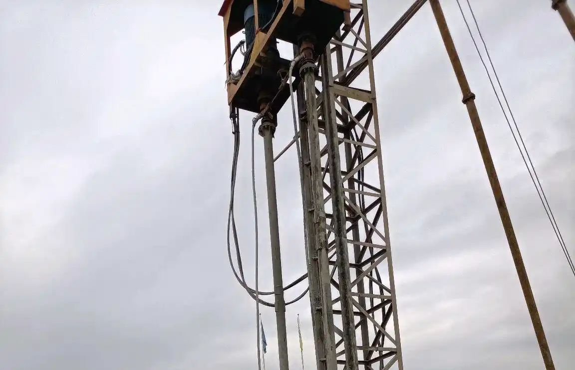 双轴水泥土搅拌桩正在施工中