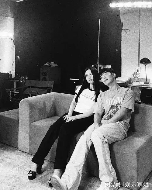 我嗑的cp又be了,gray与《五月的青春》女主高旻示恋爱?