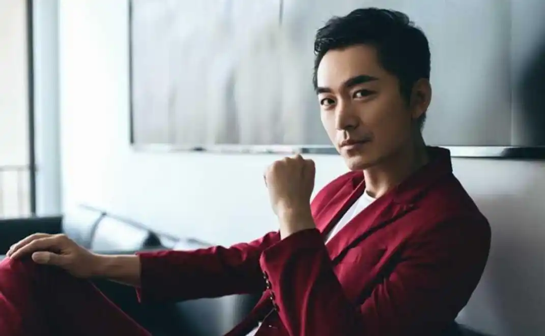 演员朱泳腾:出道二十年始终低调,颜值不逊胡歌却鲜为人知