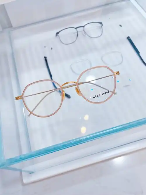 潘家园眼镜城配镜真香现场