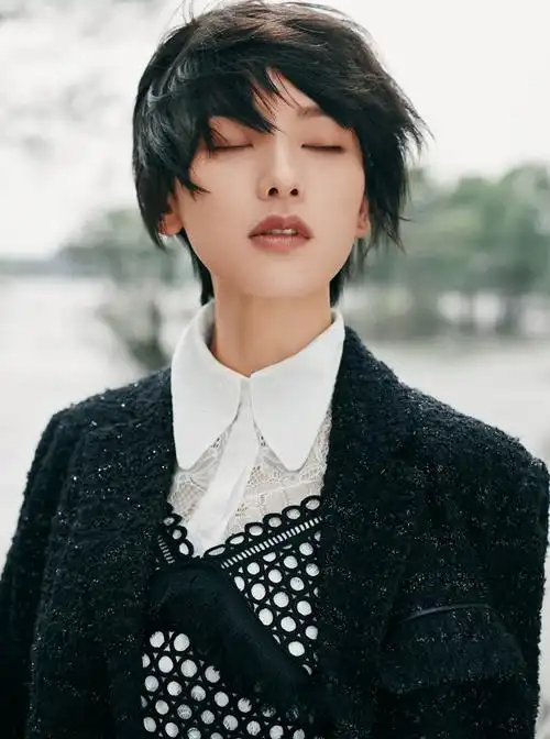 李晓峰初秋时尚大片在慵懒里精致的中性魅力