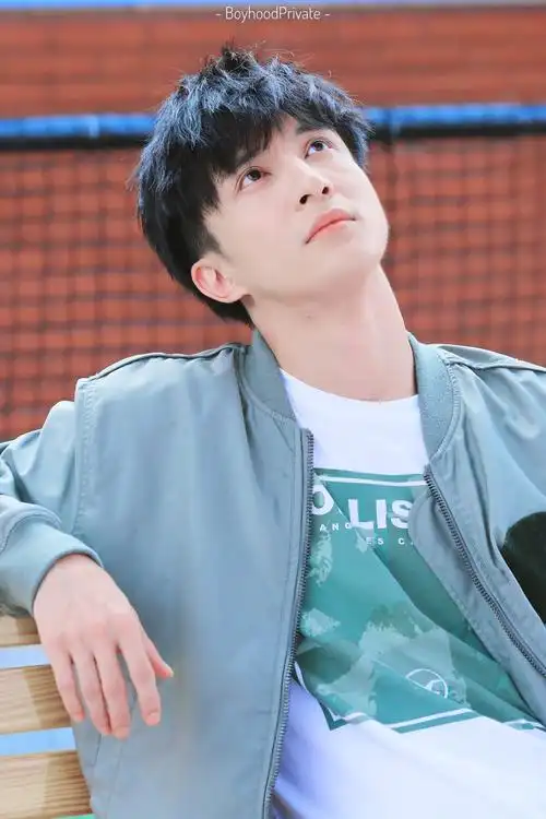 薛之谦# 我们的少年时代 陶西老师