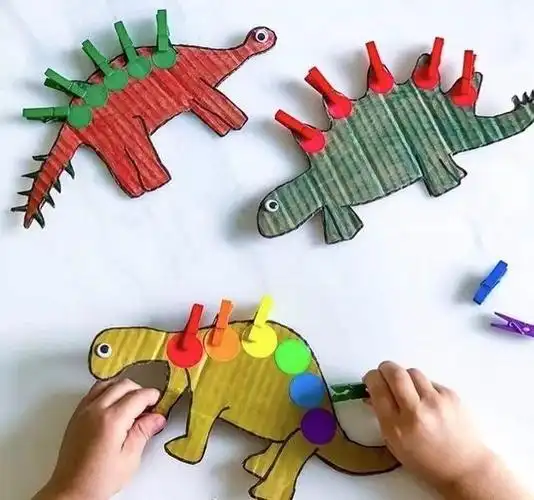 废旧纸盒如何"变身"成孩子喜欢的益智玩具?这8种方法值得收藏